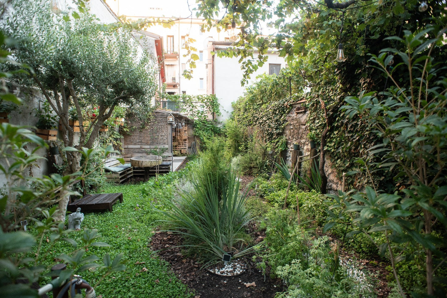 L'ARTE DI CUCIRE | 12 dicembre h. 19:00 @CASA BABBUINO VERONA