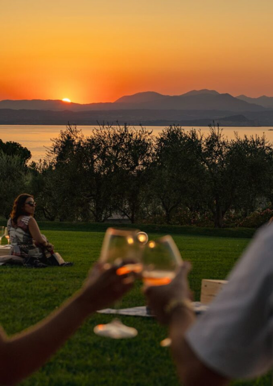 DONNA COL VESTITO | 28 giugno h 11:00 @AMAE WINERY VINI CASETTO Bardolino VR